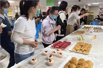 春暖花開季，相約女神節(jié)，華逸府邀您共享美好食光！